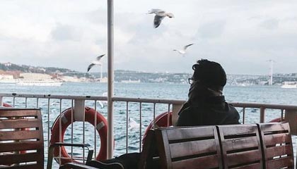 开云体育平台-英雄联盟 冬季赛激战正酣，lol冬季赛2020什么时候开始